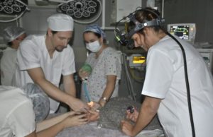 Niños reciben atenciones oftalmológicas gratuitas en el hospital de la Madre y el Niño