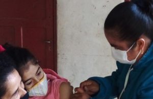 Mojón de Fierro: activa campaña de vacunación antigripal