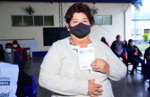 COVID-19: Más dosis de “esperanzas” fueron aplicadas a adultos del interior provincial