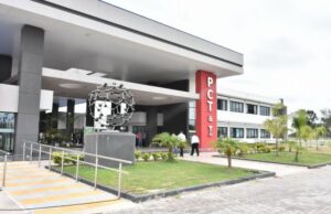 Proyectan instalar en el Polo Científico y Tecnológico un laboratorio que produzca bioinsecticidas