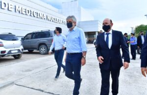 Insfrán en el Polo Científico: “Tenemos que terminar con esta asimetría dolorosa que existe en el país”