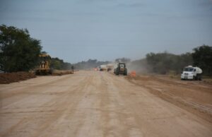 Se puso en marcha la pavimentación de la RP N°23