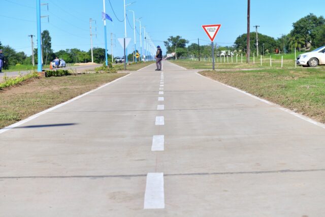 la nueva ciclovía de localidad de Pirane