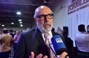 Insfrán garantizó el pago de sueldos y aguinaldo pese al recorte de Coparticipación