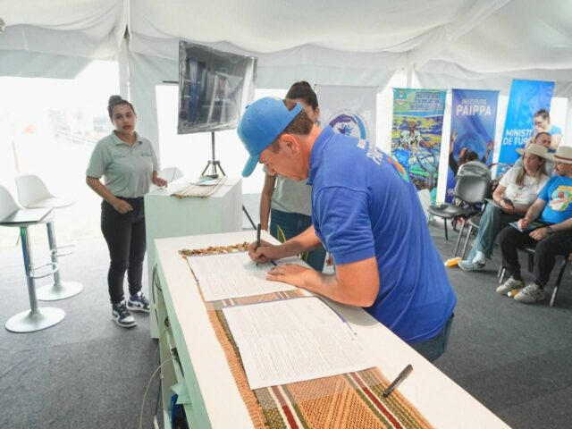 firma convenios_pomelo (3)