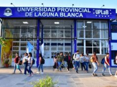 Insfrán celebró el nuevo aniversario de la Universidad Provincial de Laguna Blanca